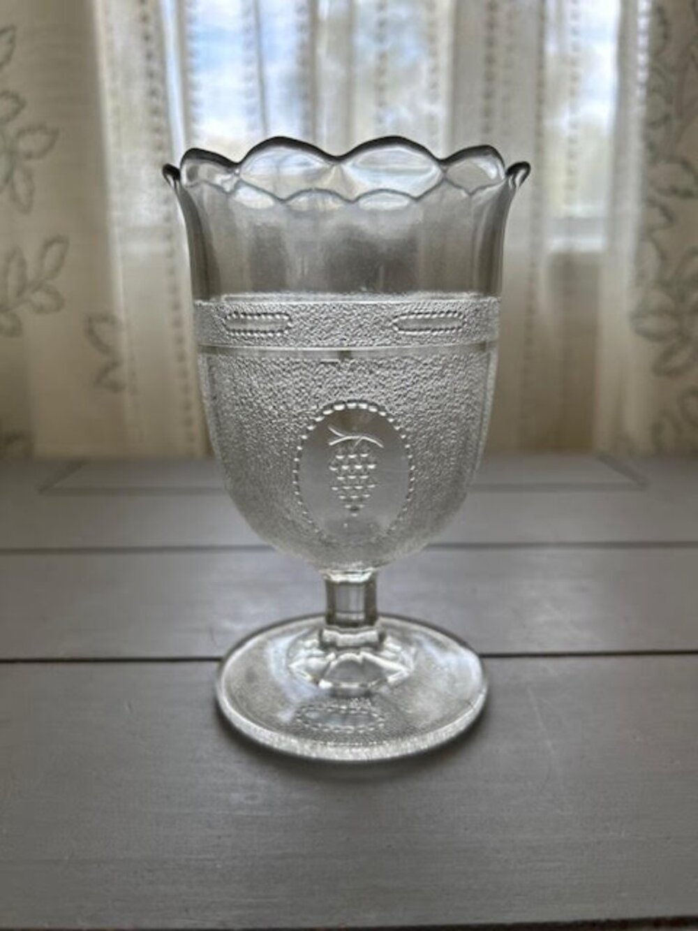 EAPG Boston Silver/ Beaded Grape Medallion Celery Vase Pressed Glass 5.25"